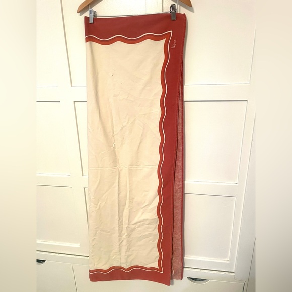 Vintage Vera Tablecloth - Picture 3 of 3